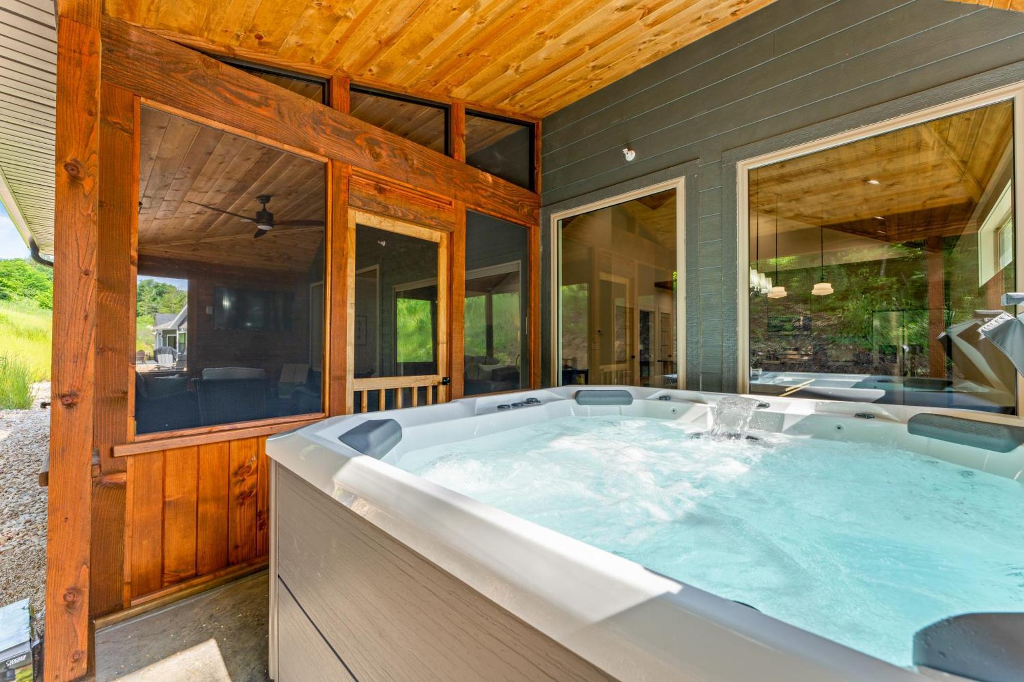 New Ozark Oasis Luxe Cabin Retreat With Hot Tub Hollister Exterior photo